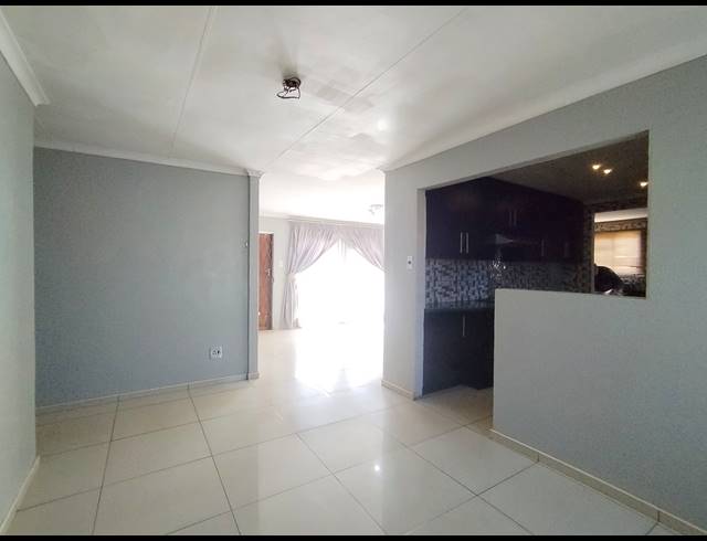3 BEDROOM HOUSE TO LET IN BRAKPAN NORTH